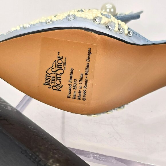 Pearl & Rhinestone Embellished Shoe Figurine Circa 1990 "Frosted Fantasy" PR608 - Picture 9 of 11